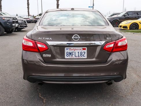 Used 2017 Nissan Altima 2.5 SV FWD image 11