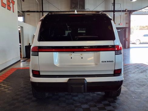 Used 2025 Lexus GX 550 w/ Accessory Package (31) AWD/4WD image 5