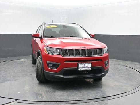 Used 2019 Jeep Compass Altitude image 36