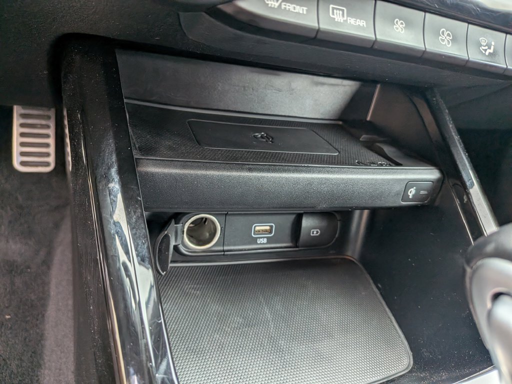 Used 2022 Kia Forte GT FWD image 17
