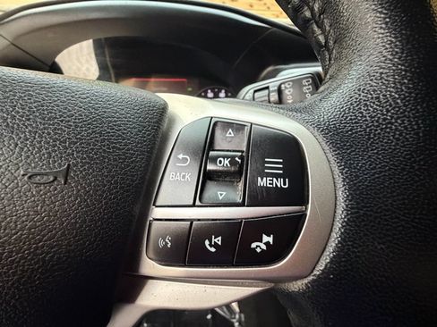 Used 2021 Ford Explorer XLT AWD/4WD image 24