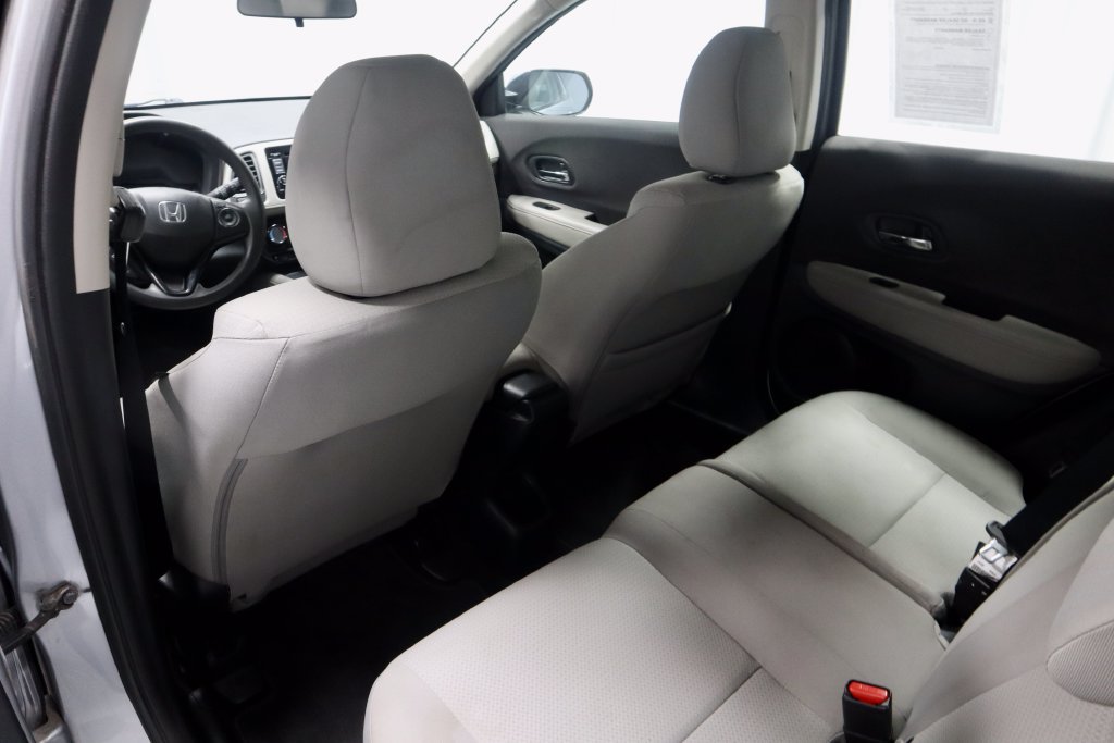 Used 2020 Honda HR-V LX image 20