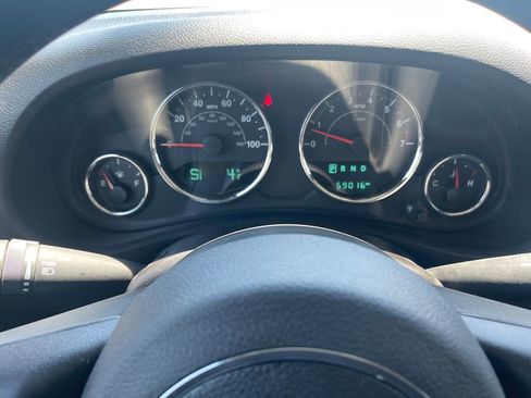 Used 2015 Jeep Wrangler Unlimited Sport w/ Quick Order Package 24S AWD/4WD image 23