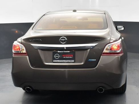 Used 2013 Nissan Altima 2.5 SV image 7