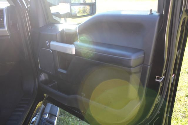 Used 2020 Ford F350 Lariat w/ Lariat Value Package AWD/4WD image 21