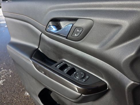 Certified 2023 GMC Acadia AT4 image 31