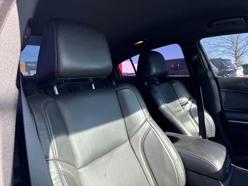 Used 2018 Dodge Charger GT image 29