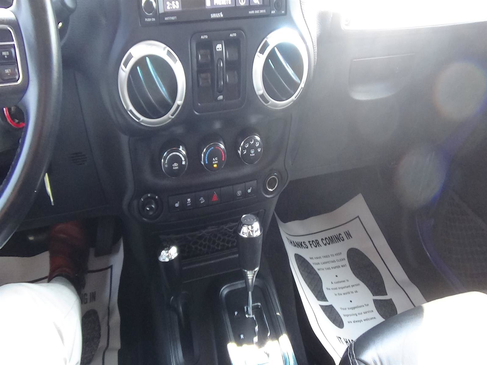 Used 2018 Jeep Wrangler Unlimited Rubicon w/ Cold Weather Group AWD/4WD image 20