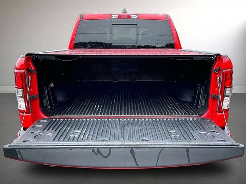 Used 2020 RAM 1500 Big Horn AWD/4WD image 7