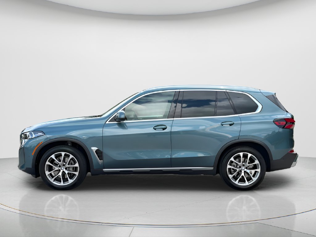 Used 2024 BMW X5 xDrive40i w/ Premium Package AWD/4WD image 8
