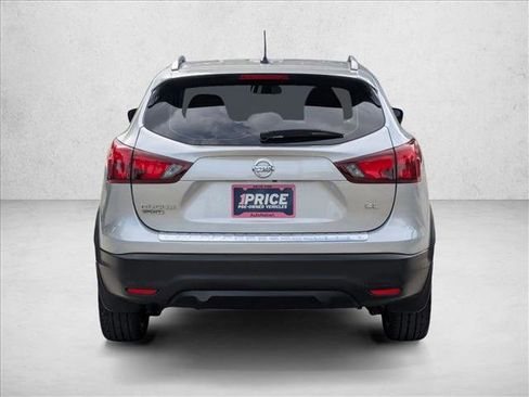 Used 2017 Nissan Rogue Sport SL FWD image 7