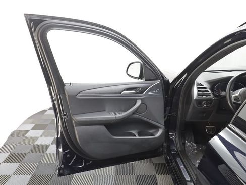 Used 2024 BMW X3 xDrive30i w/ Premium Package w/ZPA AWD/4WD image 5