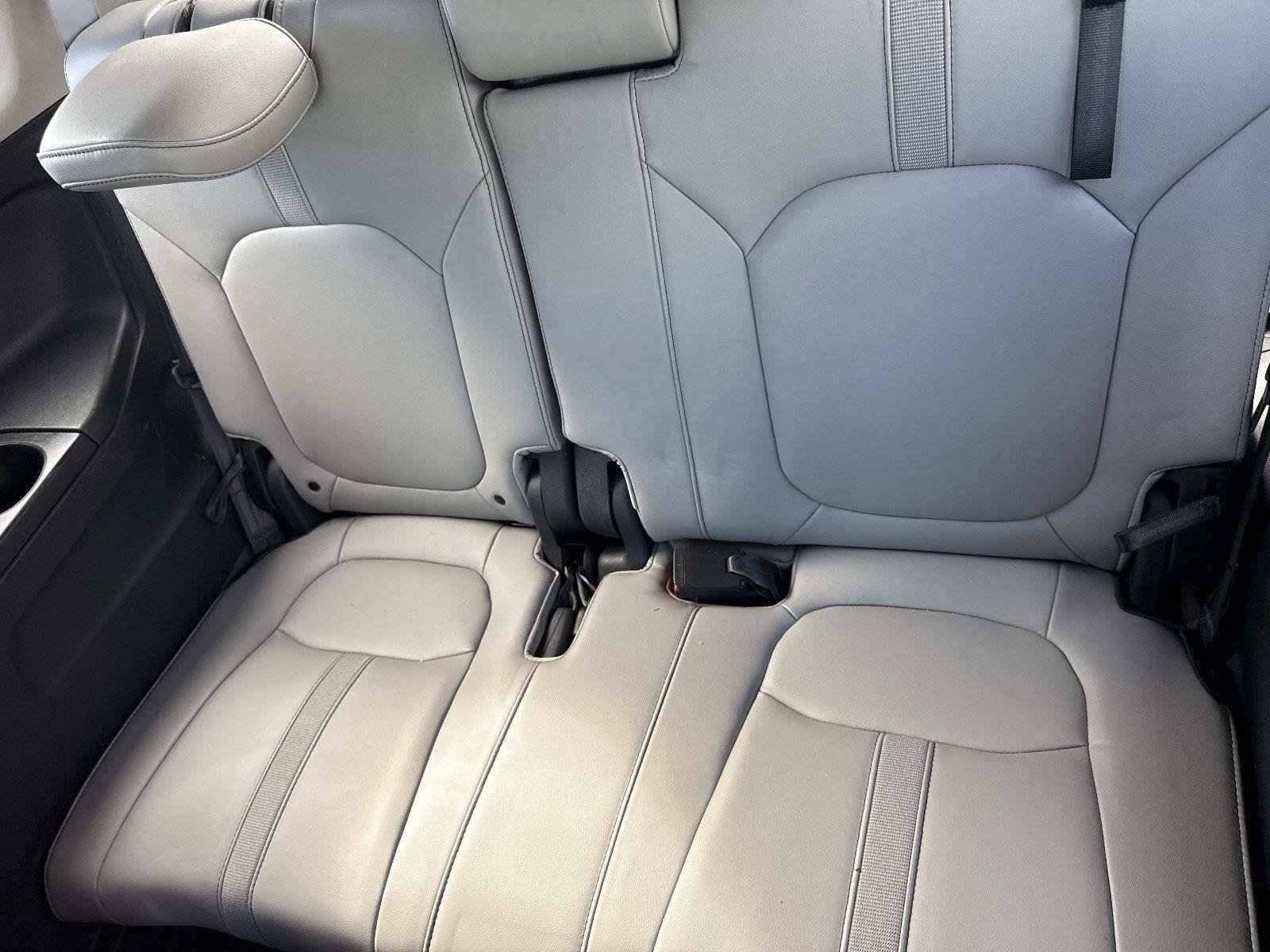 Certified 2024 Honda Pilot Touring image 15