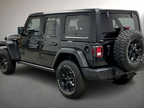 Used 2021 Jeep Wrangler Unlimited Sport image 4
