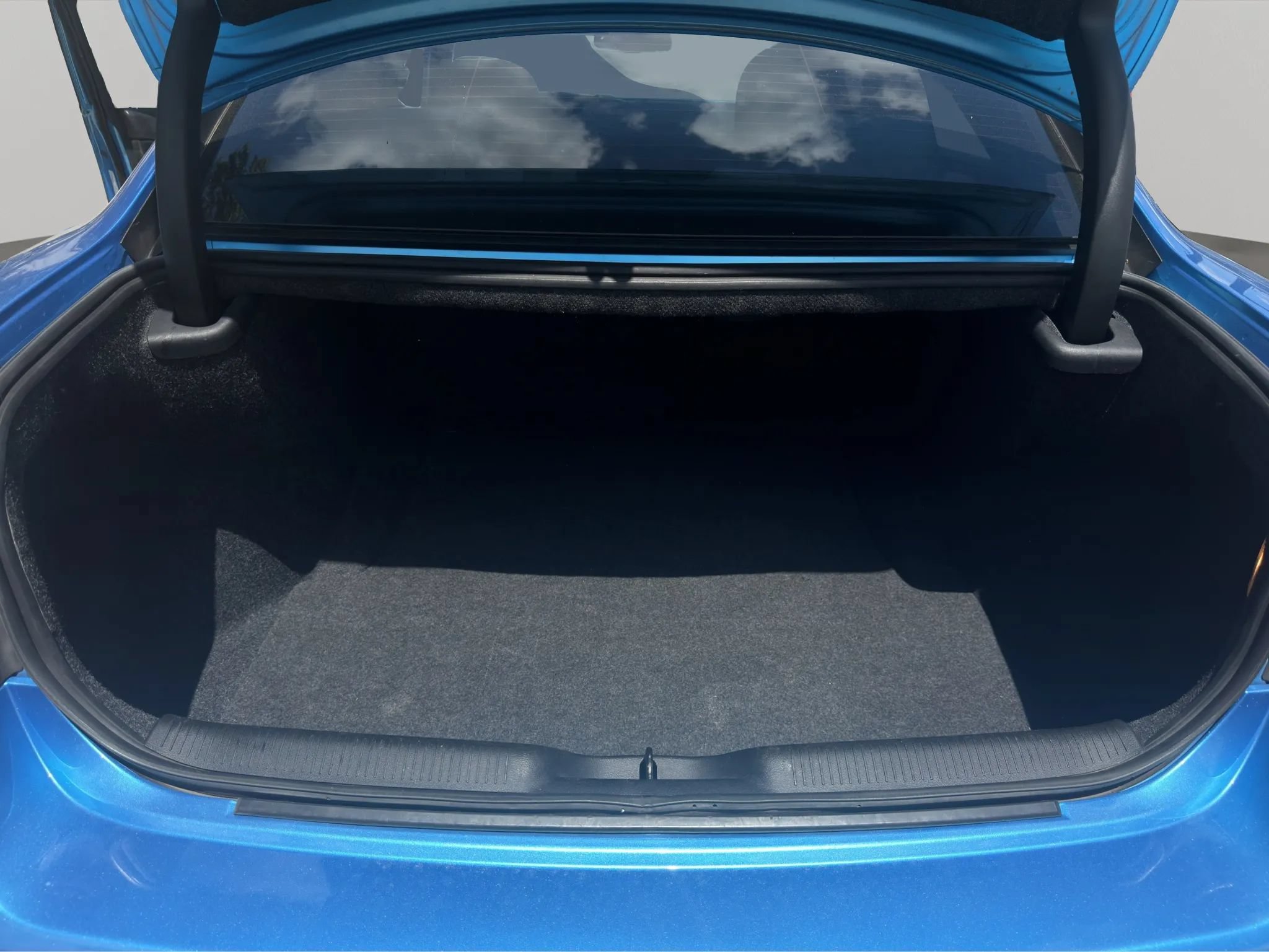 Used 2016 Dodge Charger R/T RWD image 22