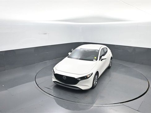 Used 2021 MAZDA MAZDA3 s image 25