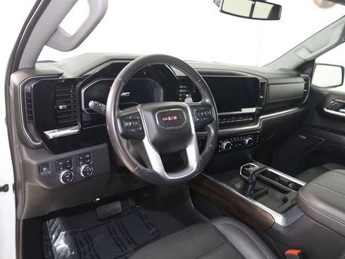 Used 2023 GMC Sierra 1500 SLT w/ SLT Convenience Package image 29