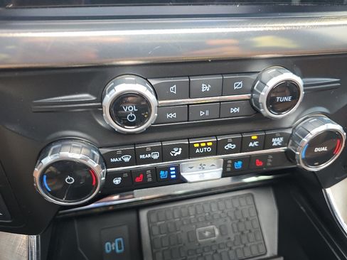 Used 2024 Ford F150 King Ranch w/ FX4 Off-Road Package AWD/4WD image 27