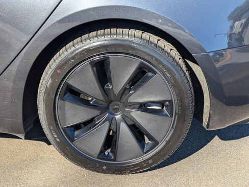 Used 2024 Tesla Model 3 Long Range image 8