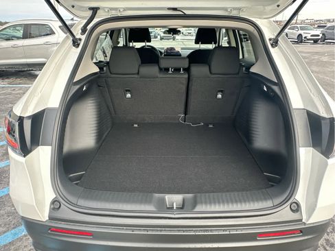 New 2026 Honda HR-V LX image 40