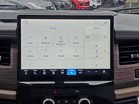 Used 2022 Ford Expedition Limited image 40