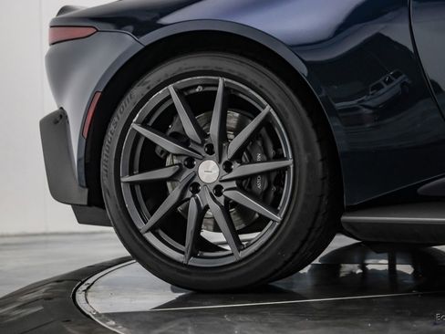 Used 2020 Aston Martin V8 Vantage Coupe RWD image 73