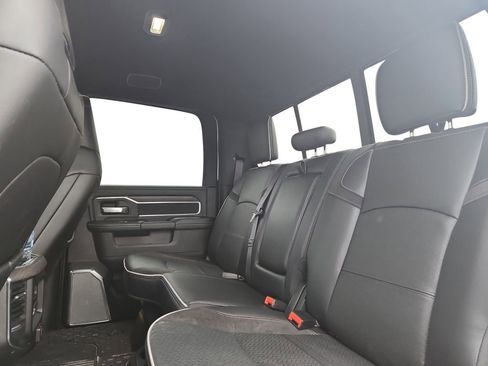 Used 2025 RAM 2500 Laramie AWD/4WD image 13