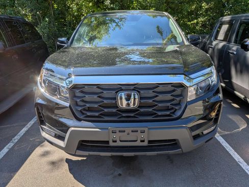 Used 2025 Honda Passport EX-L image 6