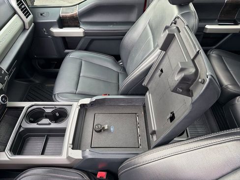 Used 2022 Ford F350 Lariat w/ Lariat Ultimate Package image 51