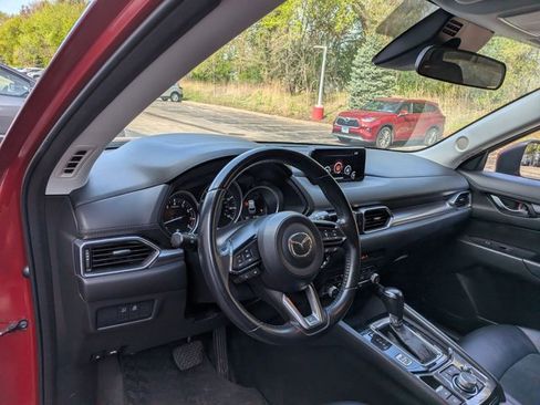 Used 2019 MAZDA CX-5 Touring image 9