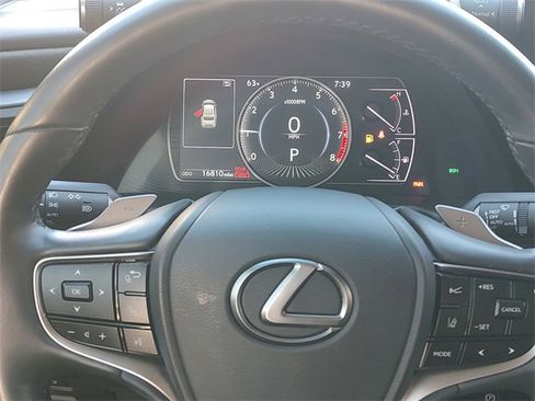 Used 2024 Lexus ES 350 w/ Premium Package image 15