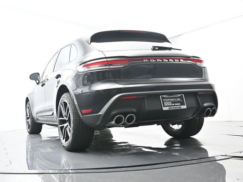 Certified 2024 Porsche Macan AWD/4WD image 46