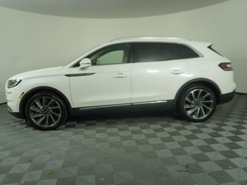 Used 2022 Lincoln Nautilus Reserve w/ Equipment Group 201A FWD image 4
