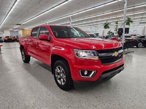 Used 2019 Chevrolet Colorado Z71 AWD/4WD image 4