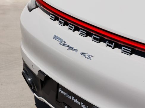 Certified 2022 Porsche 911 Targa 4S w/ Premium Package AWD/4WD image 12