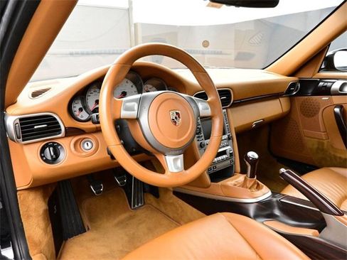 Used 2008 Porsche 911 Carrera 4S image 4