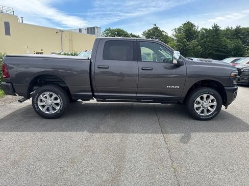 New 2026 RAM 2500 Laramie AWD/4WD image 6
