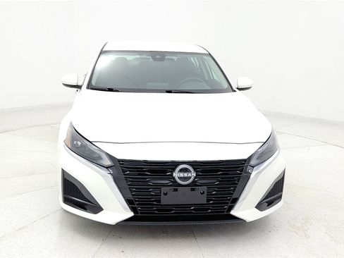 Used 2023 Nissan Altima 2.5 SV image 7