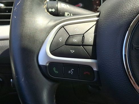 Used 2018 Jeep Compass Latitude w/ Popular Equipment Group AWD/4WD image 20