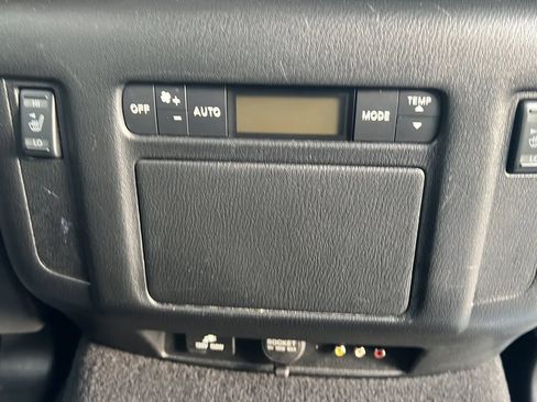 Used 2015 INFINITI QX80 Luxe w/ 22" Wheel Package image 20