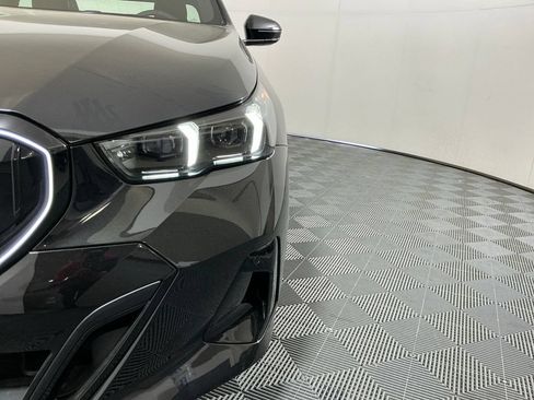 New 2027 BMW 530i xDrive w/ M Sport Package AWD/4WD image 8