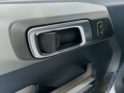 Used 2023 Ford Bronco Black Diamond image 14