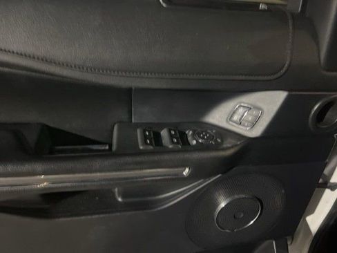 Used 2020 Ford Expedition XLT w/ Equipment Group 202A AWD/4WD image 10