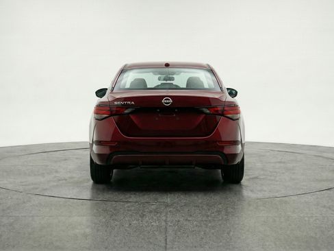 Used 2025 Nissan Sentra SV image 7