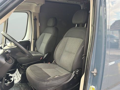 Used 2018 RAM ProMaster 2500 FWD image 12