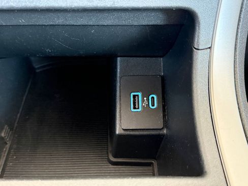 Used 2024 Ford Edge SEL AWD/4WD image 31