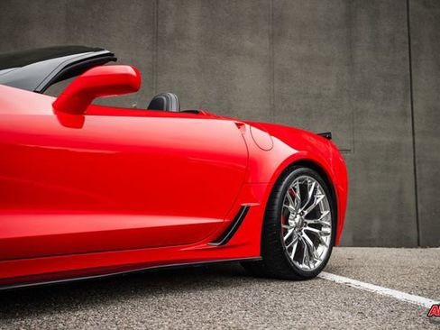 Used 2015 Chevrolet Corvette Z06 w/ 2LZ Preferred Equipment Group image 33