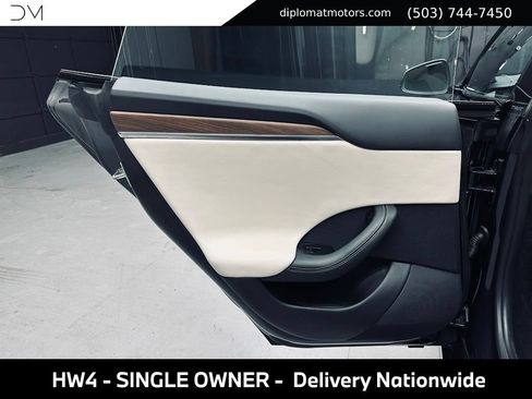 Used 2024 Tesla Model S AWD/4WD image 27