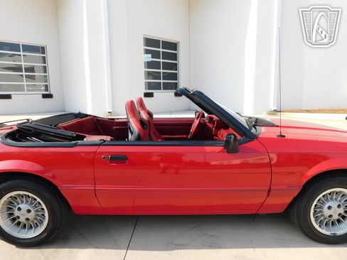 Used 1992 Ford Mustang LX RWD image 32