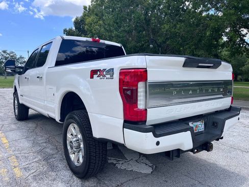 Used 2017 Ford F250 Platinum w/ Platinum Ultimate Package AWD/4WD image 9